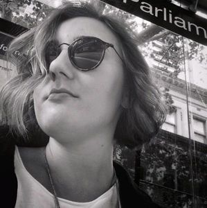 Meet your Posher, Caity